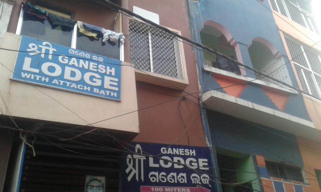 Ganesh Lodge Пури Екстериор снимка